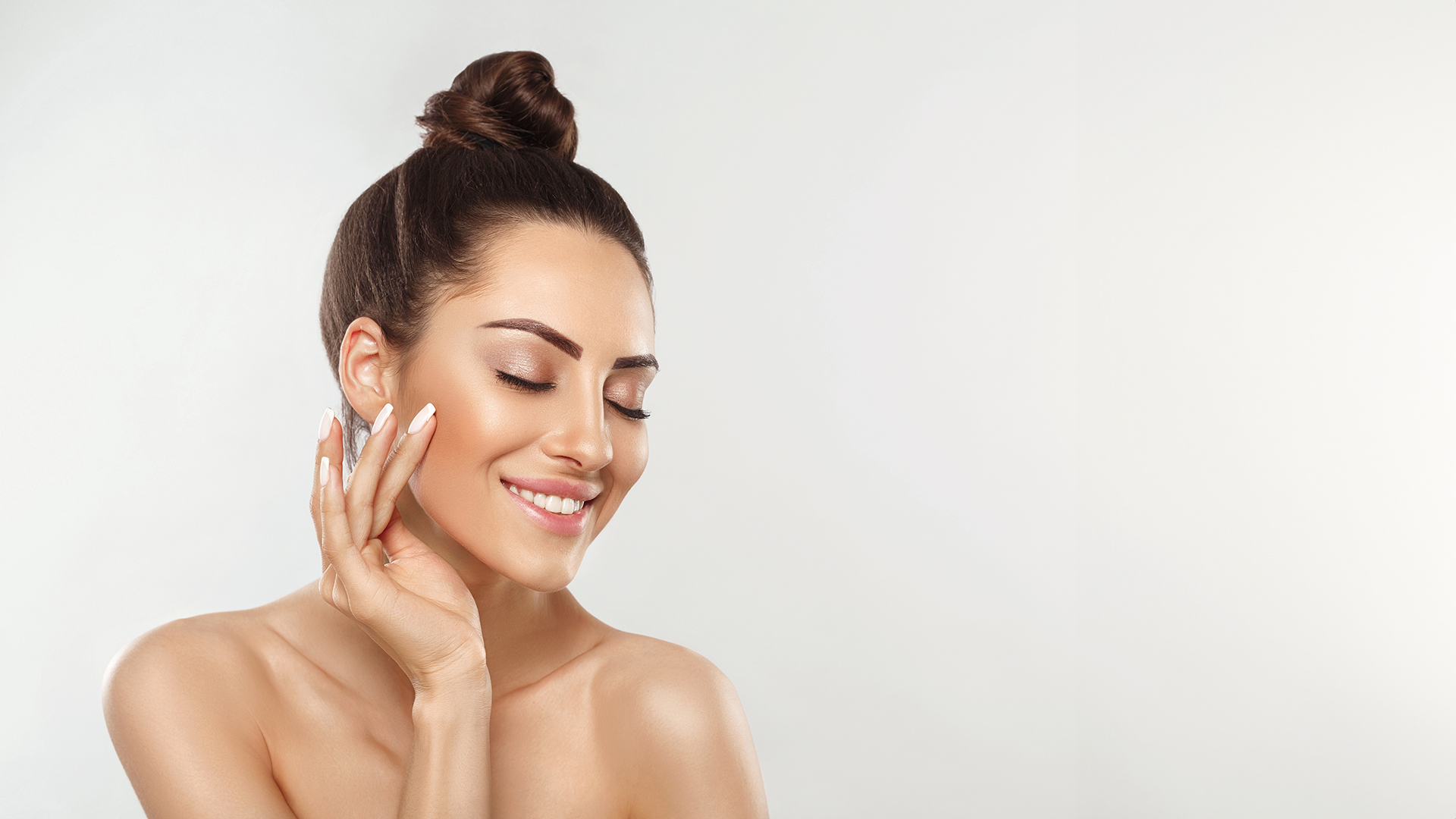 lady with glowing skin