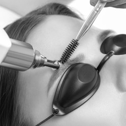 Laser and Removal_by_jade lady having laser treatment